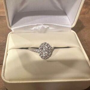Elegant White Gold Diamond Halo Oval Ring, Great condition,real diamonds,14kgold